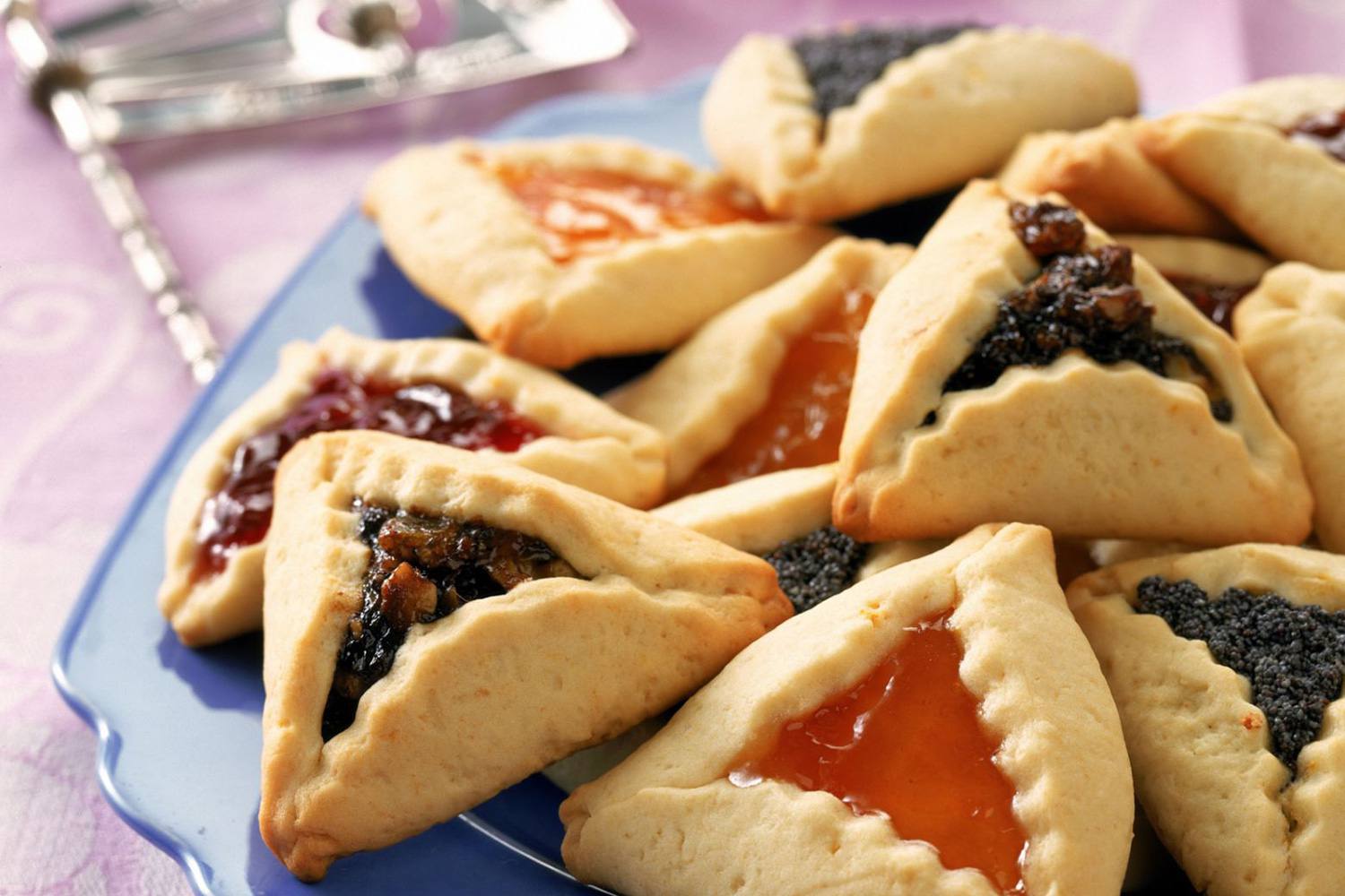 Hamantaschen-59fdf65389eacc00372d0142